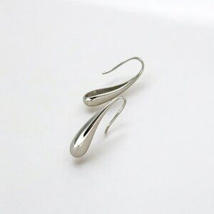 Silver Threader Teardrop Earrings - Droplet